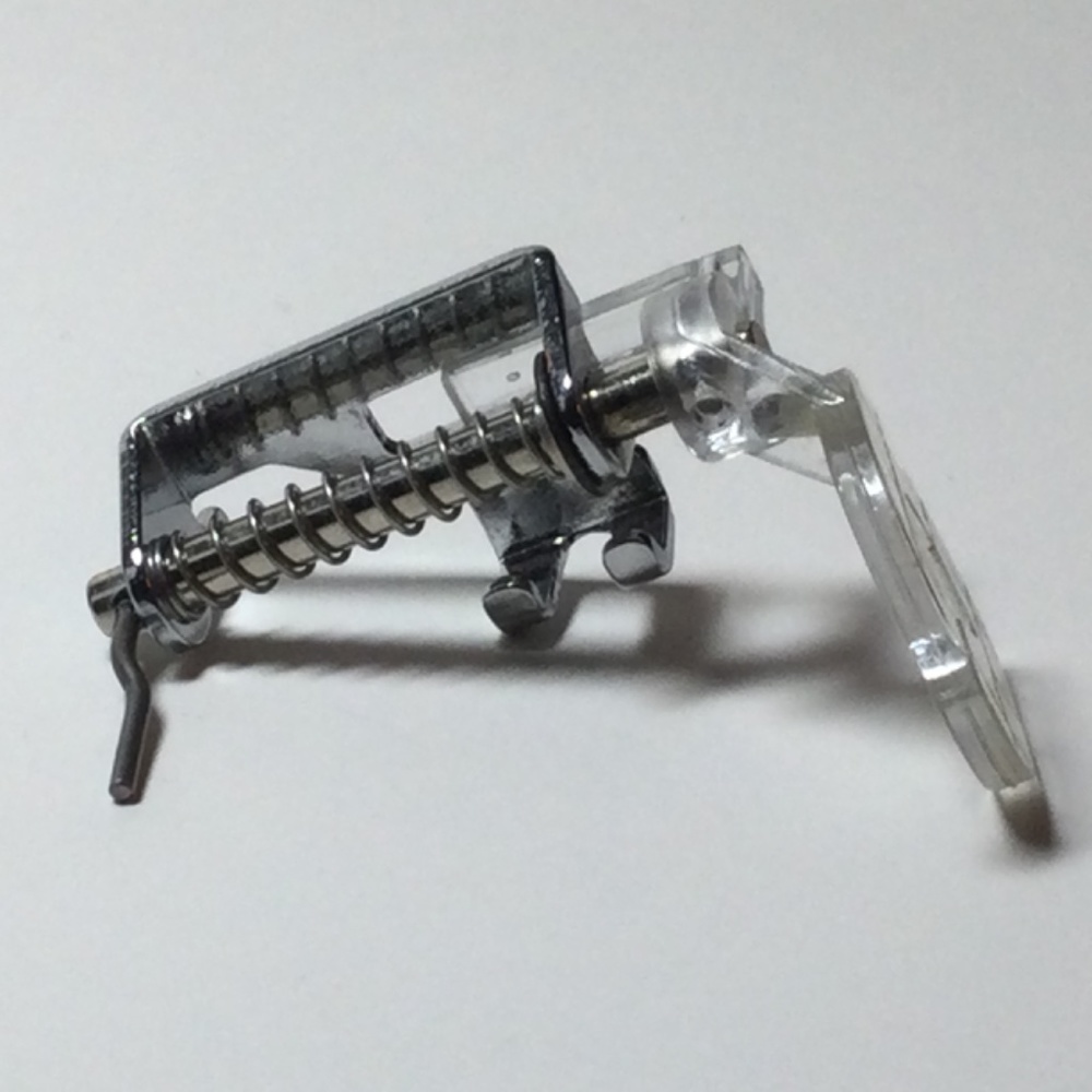 Singer Quilting Foot P60417-slant With 1/8” and 1/4” Guides For Slant Shank - Picture 6 of 6